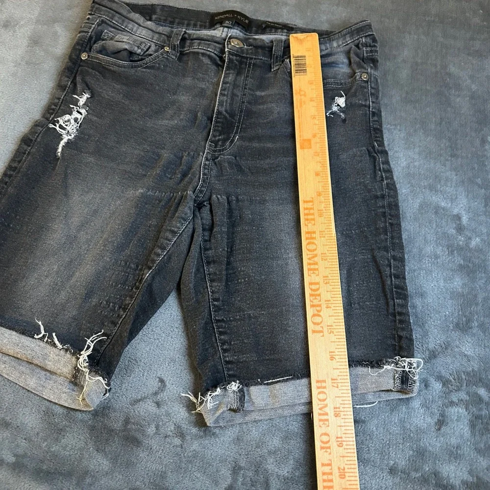 Kendall‎ + Kylie The BU Short Black Distressed Denim Shorts Womens Size 30 30x9